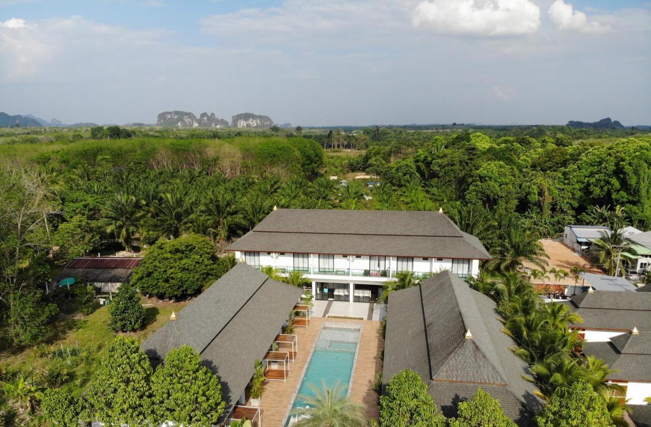 Amadha Villas Retreat - Free Tuk-Tuk Service To The Beach Ao Nang Екстериор снимка